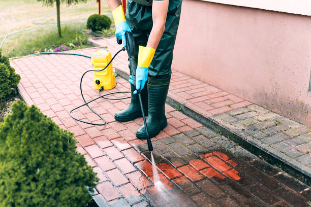 Best Deck Cleaning Services  in Franklin Square, NY